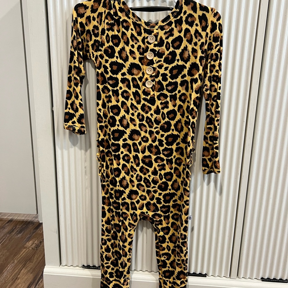 Little Bum Bums (now Bums & Roses) Leopard Print snap footless romper